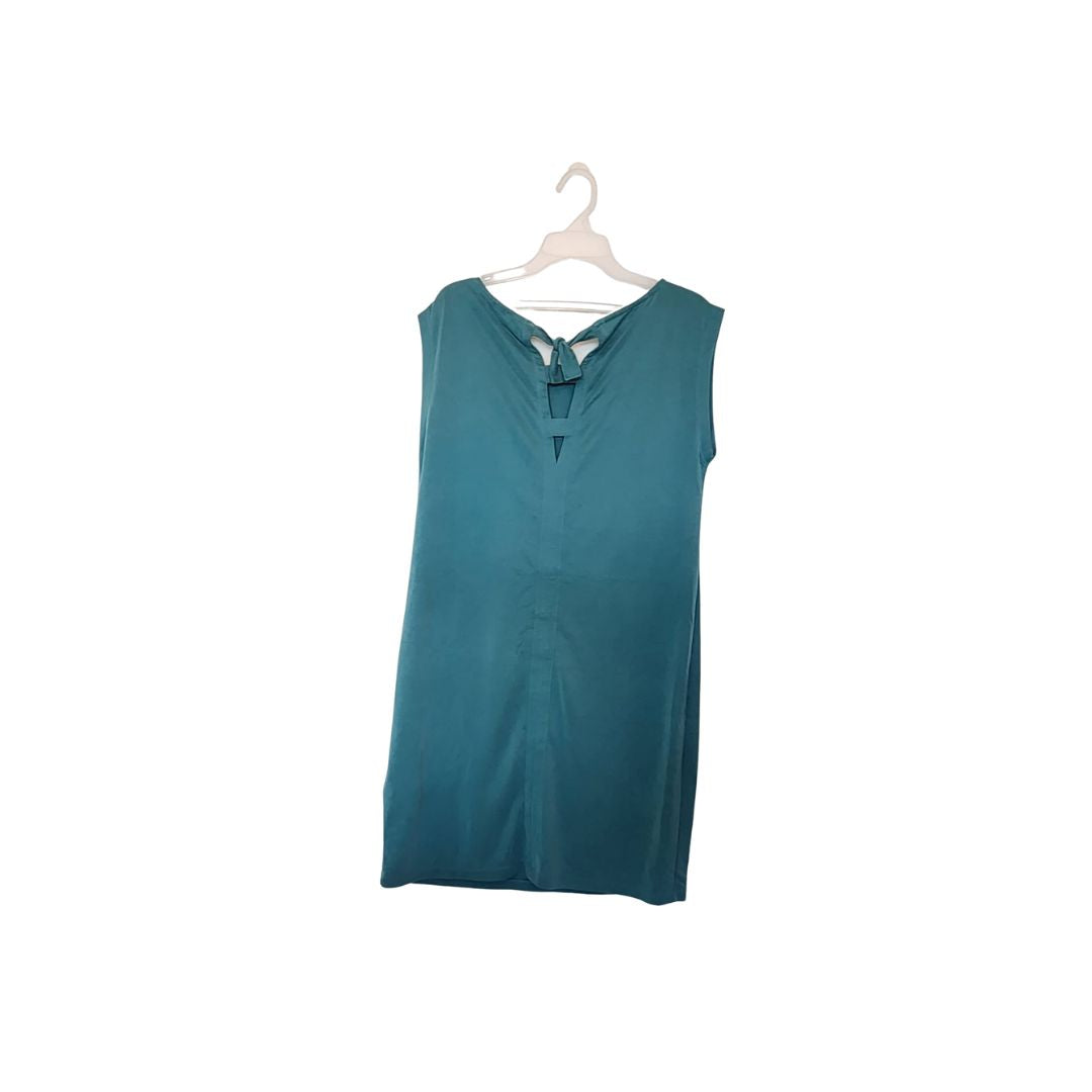 Mini vestido recto sin manga Size S