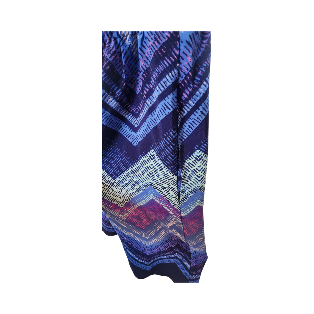 Vestido con estampado tribal de varios colores Size 6
